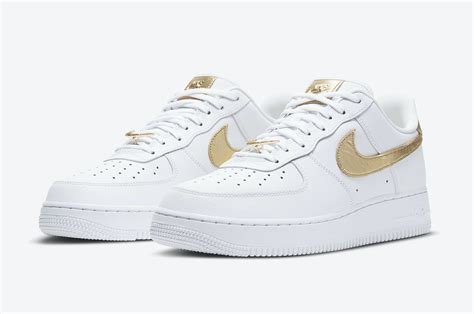 nike air force 1 wit goud